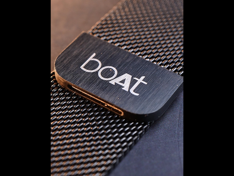 boAt Wave Sigma 3 w/Turn-by-Turn Navigation, 2.01" (5.1 cm) HD Display, Bluetooth Calling, Crest+ OS, QR Tray, Watch Face Studio, Coins, Emergency SOS